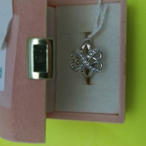 LADIES STERLING SILVER CUBIC ZIRCONIA RING